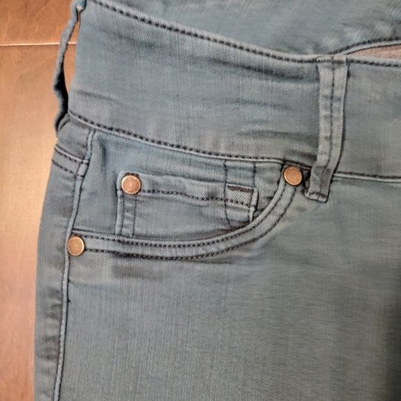 Torrid Denim Jegging Jeans Teal 12R - Picture 4 of 12